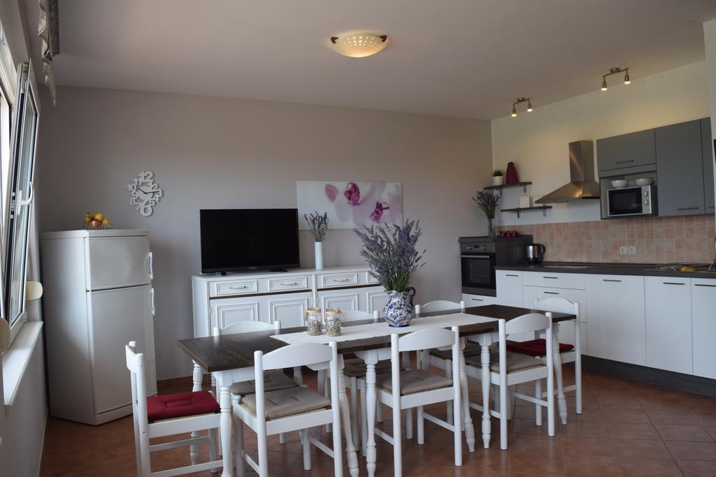 Apartment Branka Banjol Exterior foto